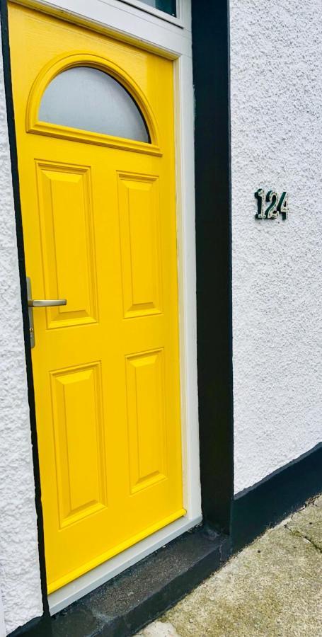 The Yellow Door Castleisland Exterior photo
